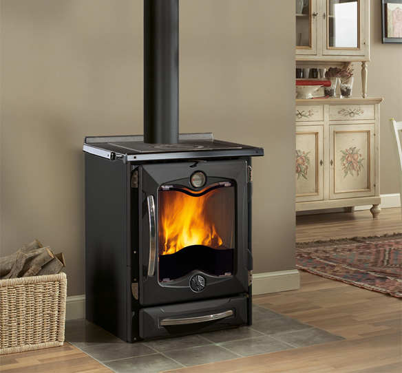 7013014-La-Nordica-Cuisiniere-CUCINOTTA.jpg - Bruche Bois Sciage
